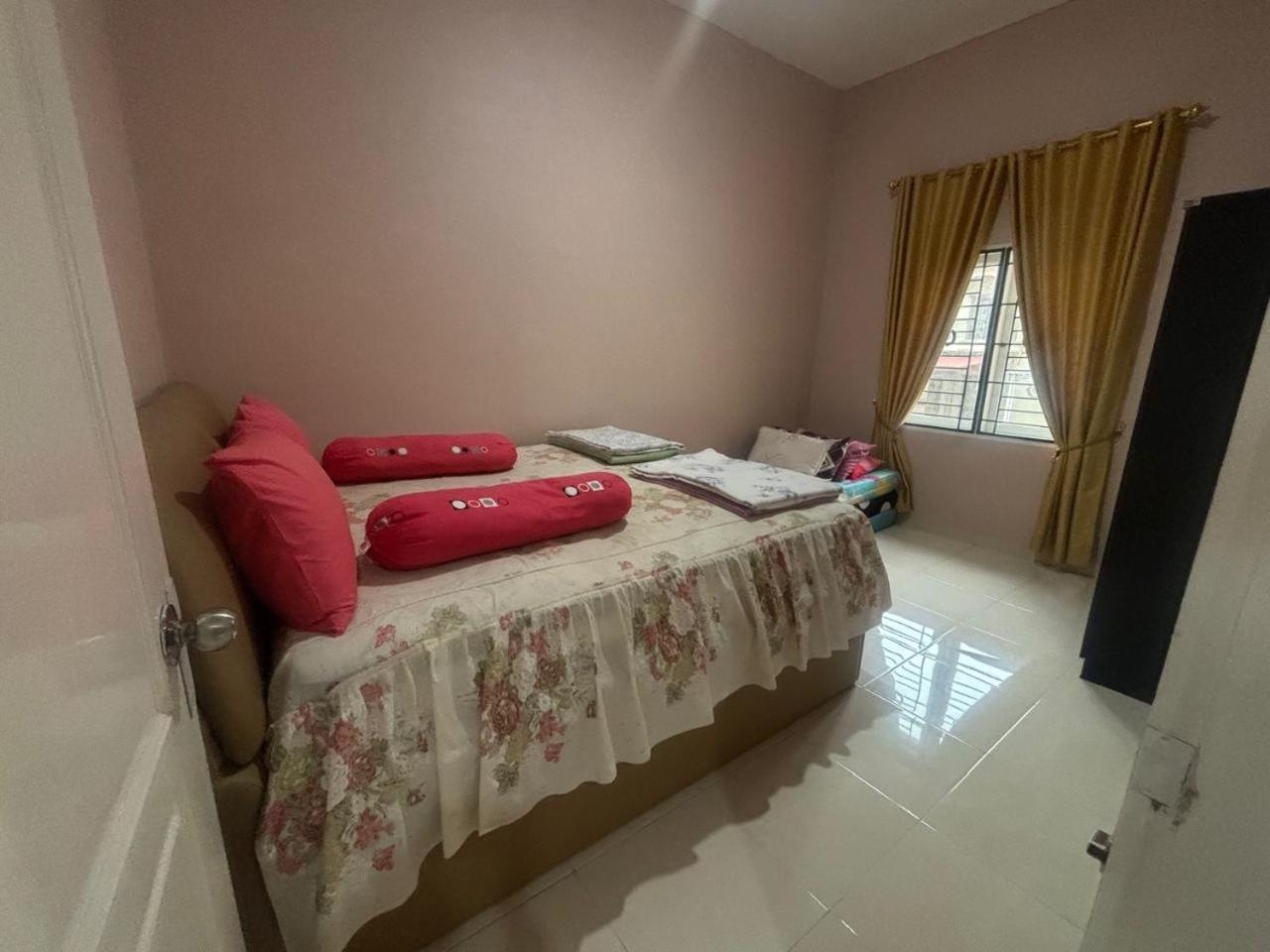 Villa Brastagi Resort Jalan Mimpin Tua Blok C No. 41 Berastagi Extérieur photo