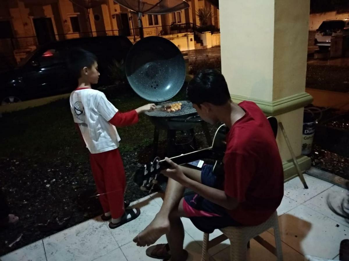 Villa Brastagi Resort Jalan Mimpin Tua Blok C No. 41 Berastagi Extérieur photo